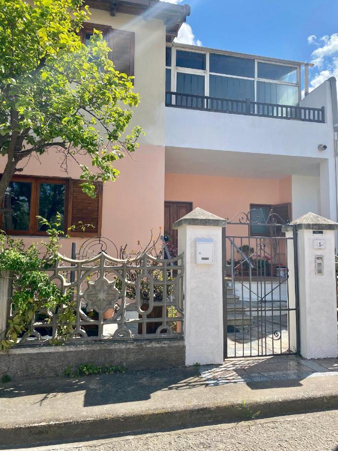 Casa Dei Giunchi Hotel Olbia Bagian luar foto